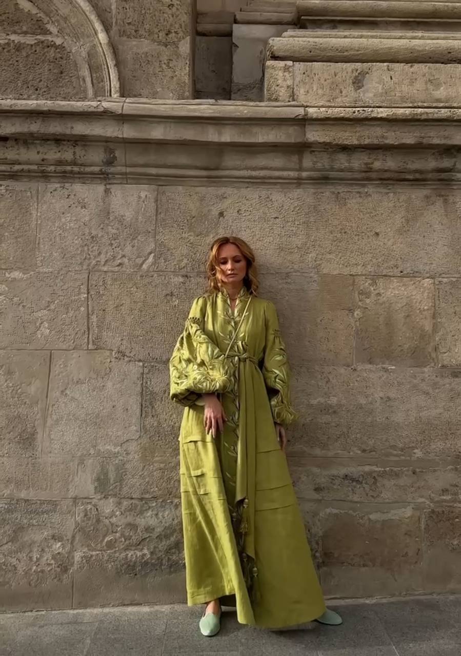 Luxurious Khaki/Khaki Olive Gardens Women's Maxi Caftan Yuliya Magdych XXL / Khaki/Khaki Luxurious Khaki/Khaki Olive Gardens Women's Maxi Caftan Yuliya Magdych XXL / Khaki/Khaki