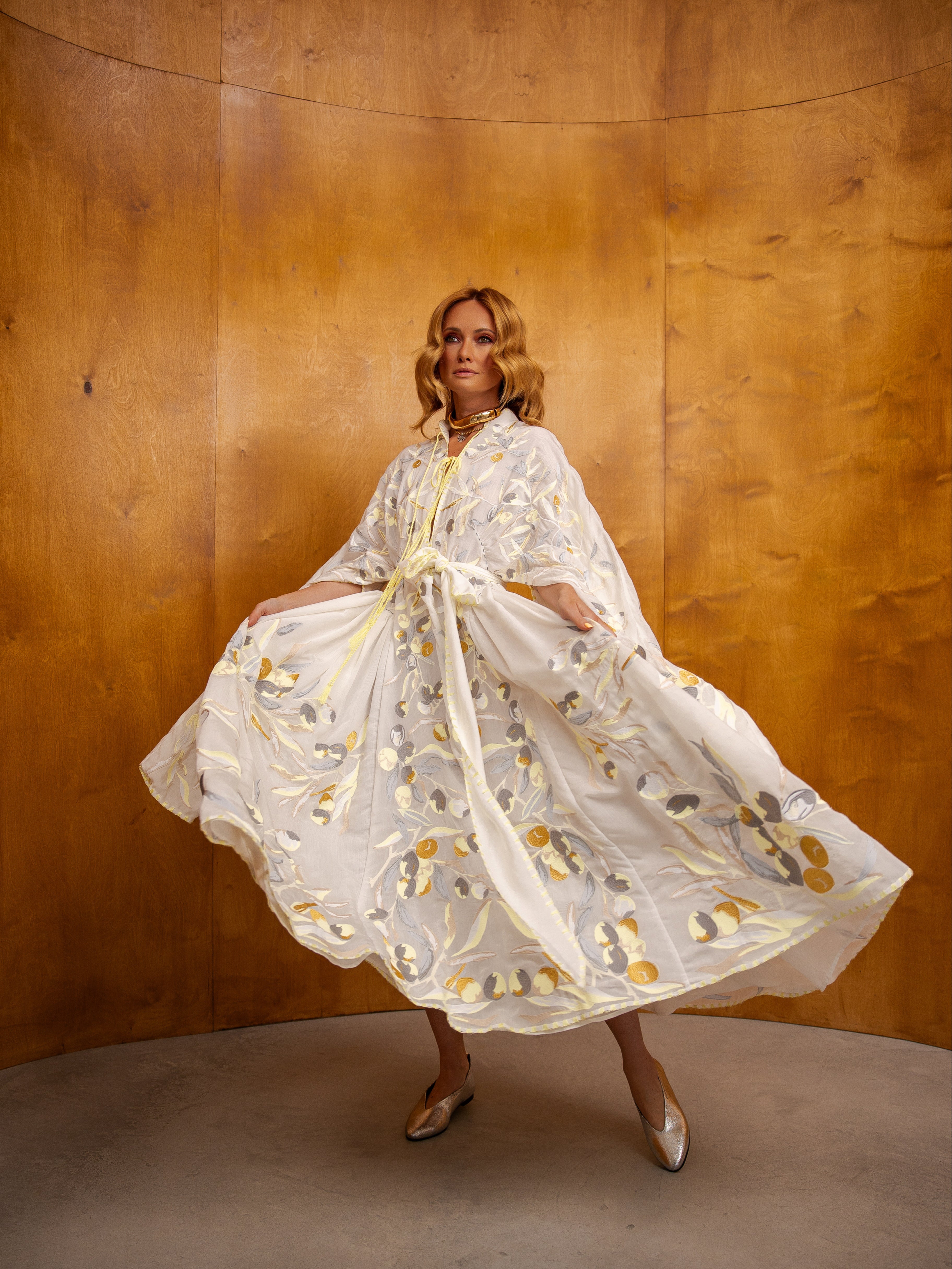 Luxurious White/Beige Olive Gardens Women's Maxi Dress Yuliya Magdych